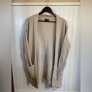 ANA Woman’s SMALL Cream Cardigan WITH POCKETS